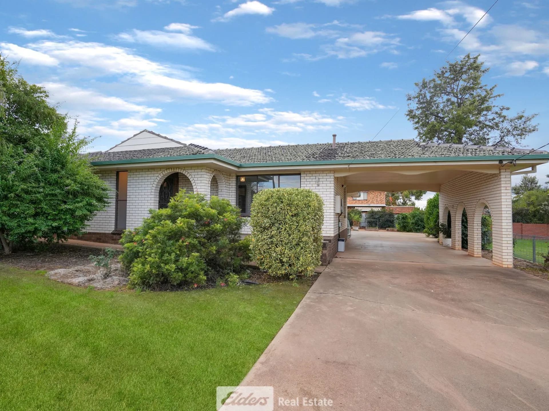 9 Knox Place, Griffith, NSW, 2680, Griffith - Image 1