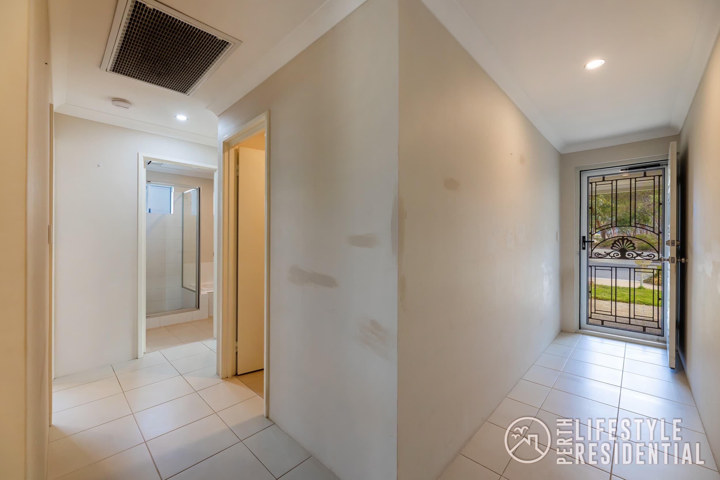 404 Page, Banksia Grove - Thumbnail 3