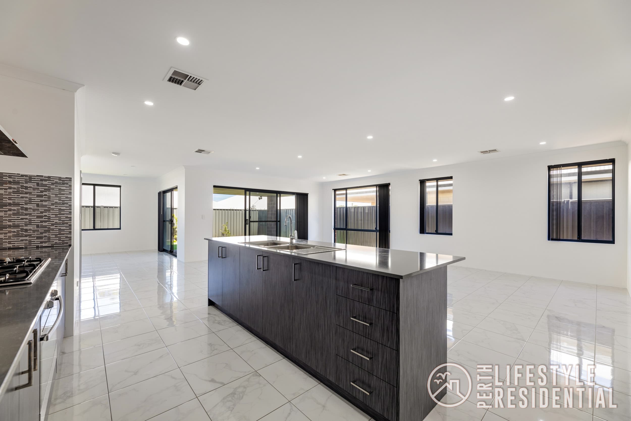 8 Pinehurst Street, YANCHEP, WA, 6035, Yanchep - Thumbnail 3
