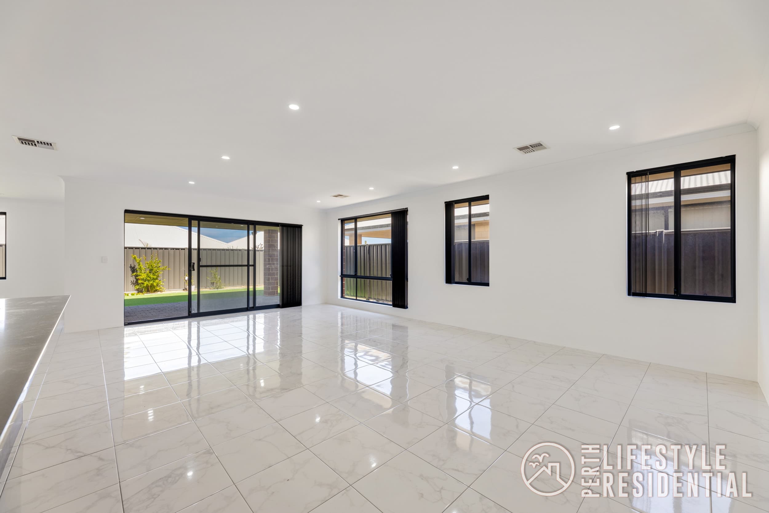 8 Pinehurst Street, YANCHEP, WA, 6035, Yanchep - Thumbnail 4