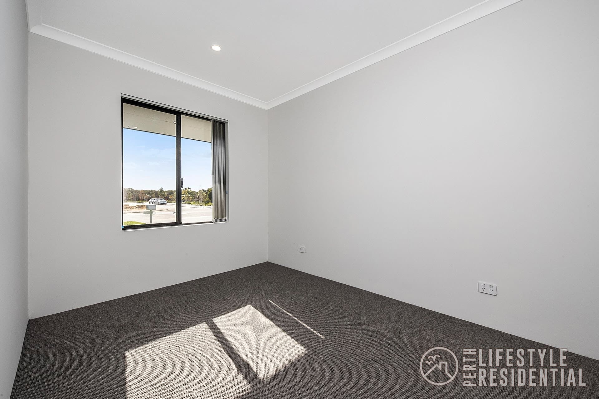 67 Framingham Crescent, WELLARD, WA, 6170, Wellard - Thumbnail 6