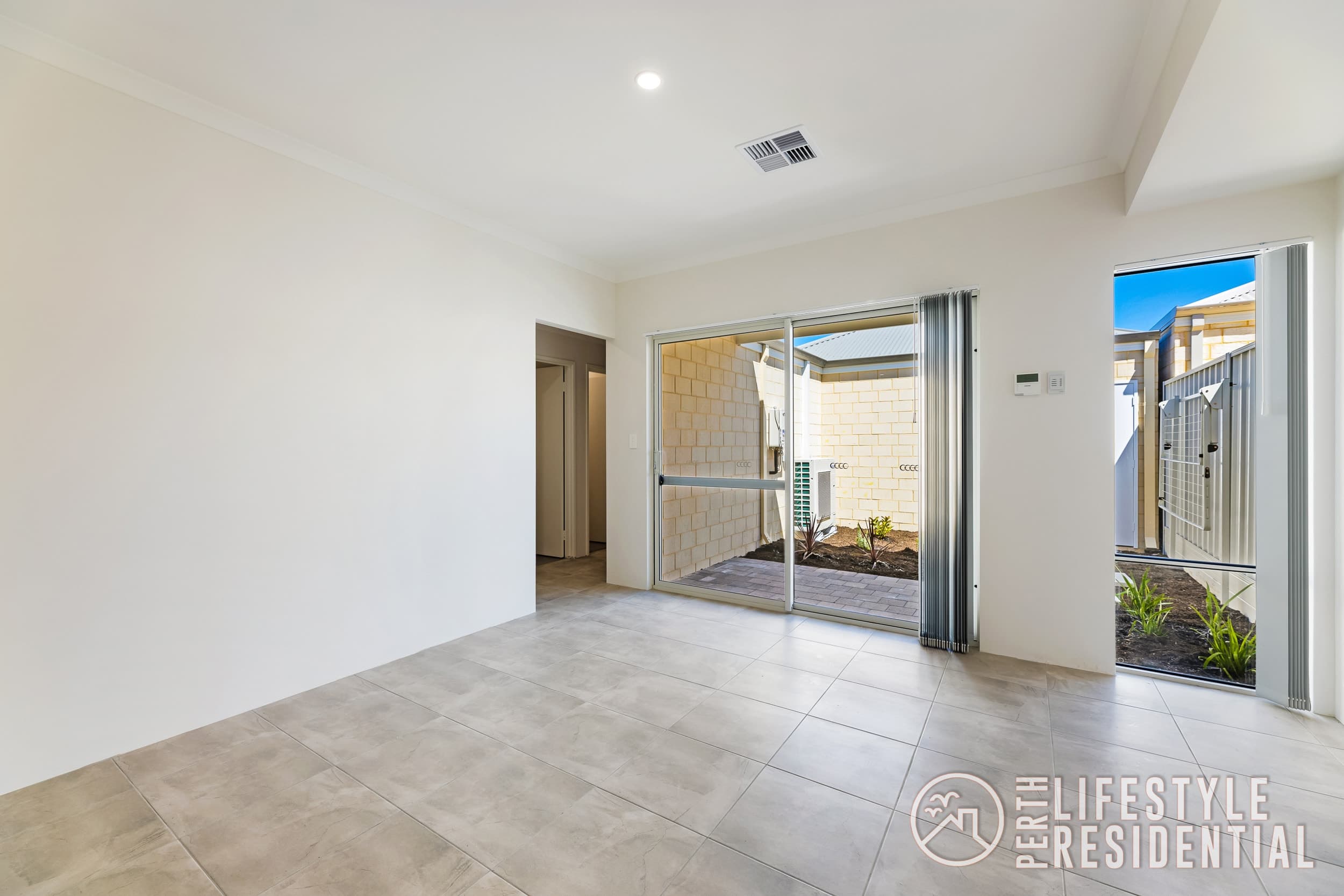 51 Cowaramup Loop, TWO ROCKS, WA, 6037, Two Rocks - Thumbnail 3
