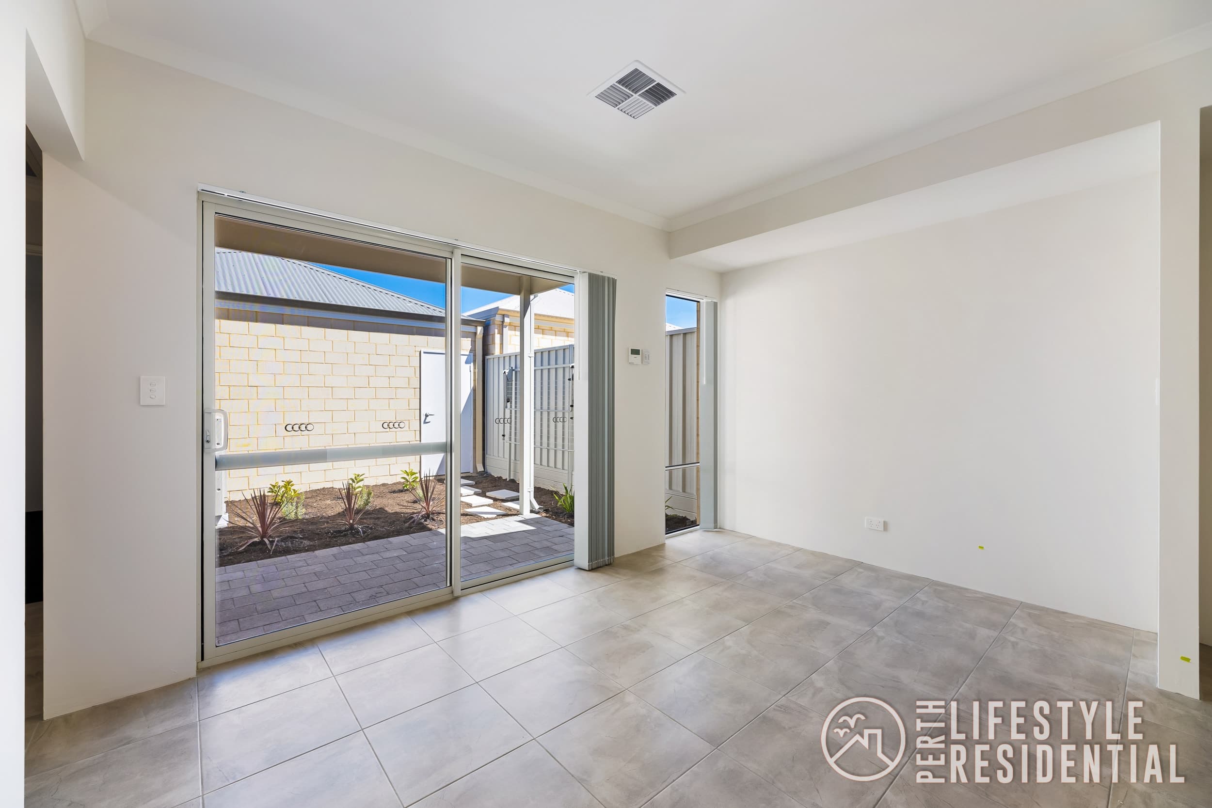 51 Cowaramup Loop, TWO ROCKS, WA, 6037, Two Rocks - Thumbnail 4