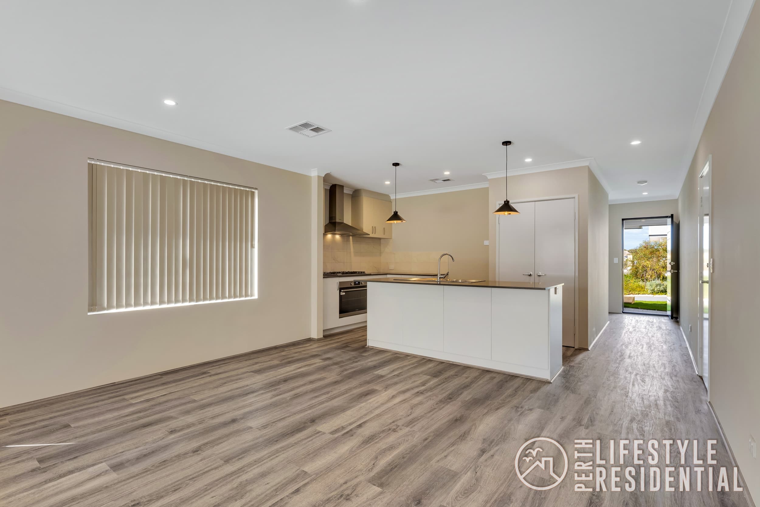 6 Castlemead Drive, YANCHEP, WA, 6035, Yanchep - Image 1