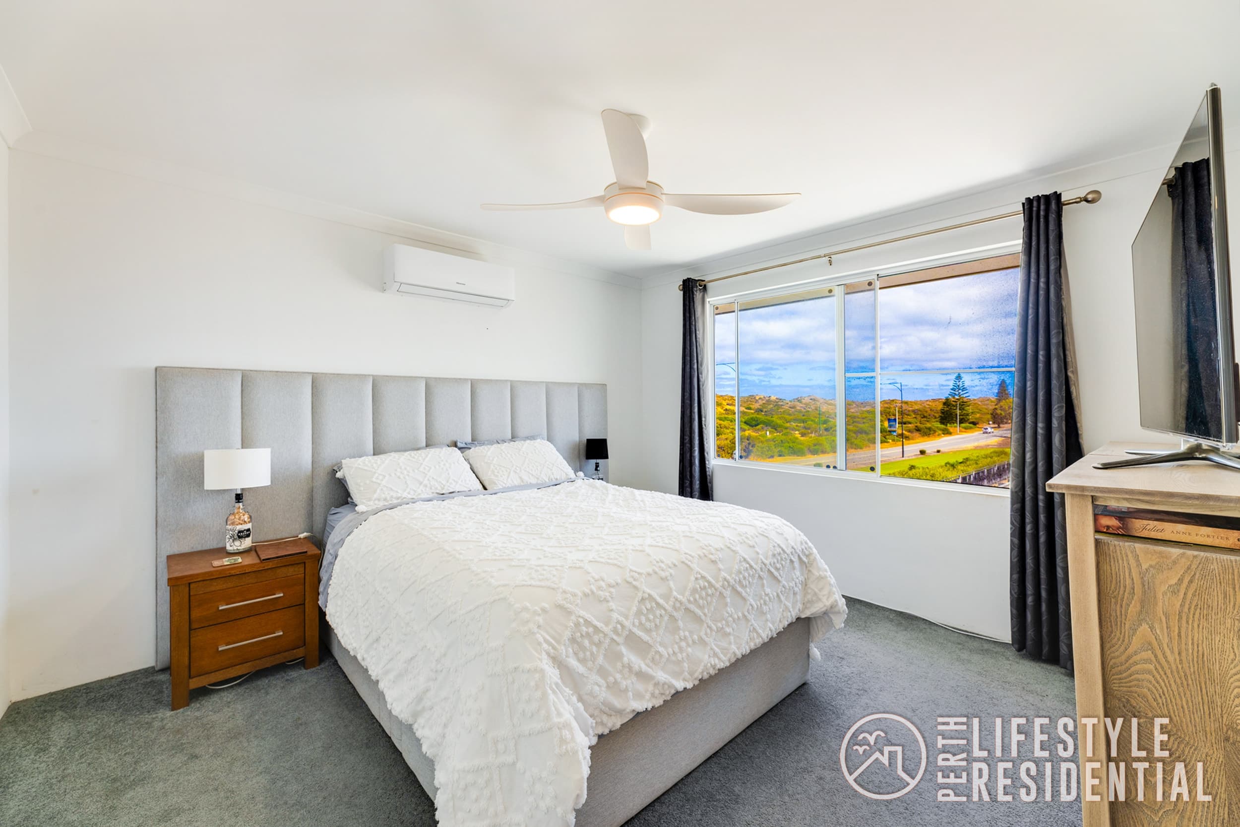17 Abrolhos Close, TWO ROCKS, WA, 6037, Two Rocks - Thumbnail 3