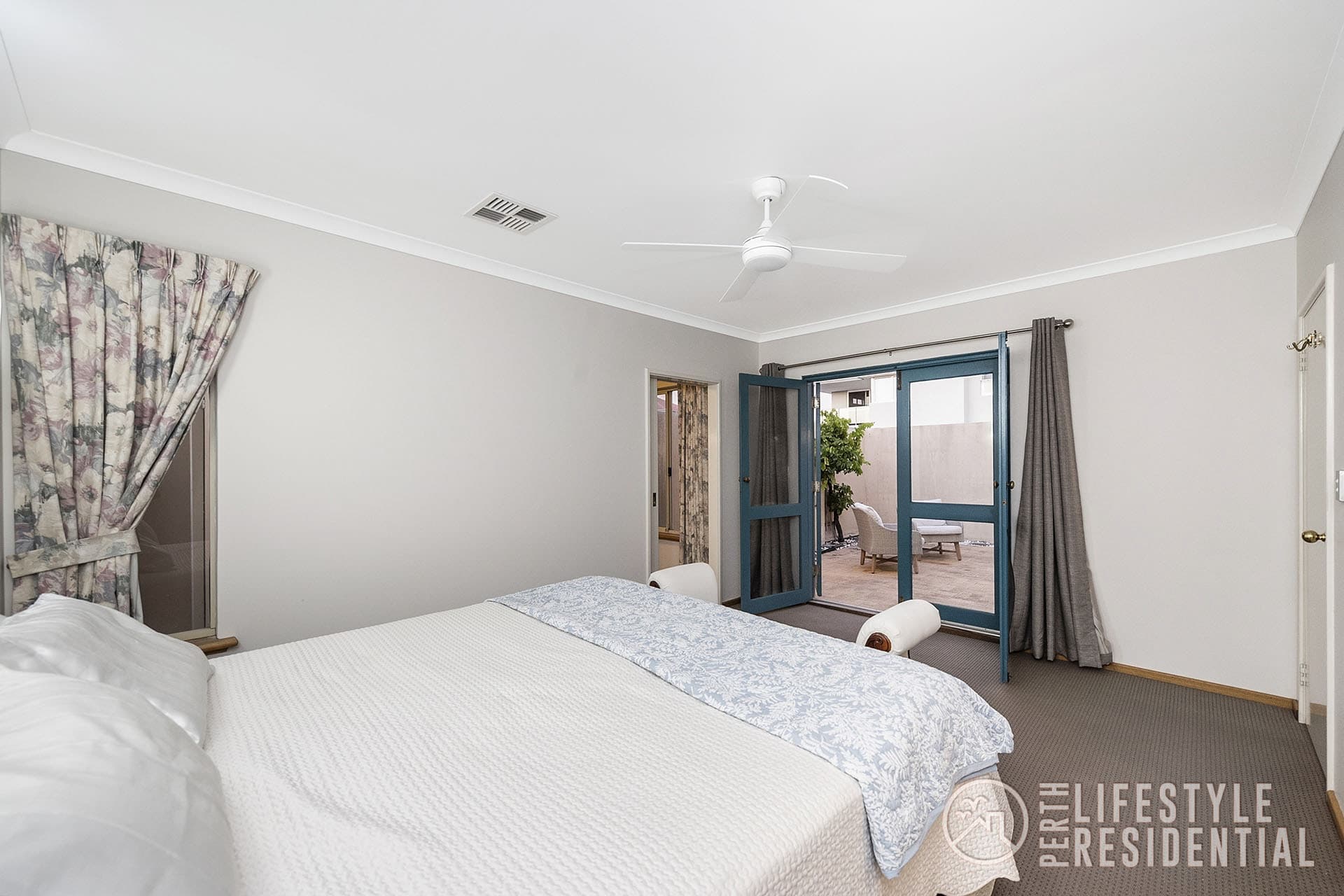 12 Sceptre Court, TWO ROCKS, WA, 6037, Two Rocks - Thumbnail 2