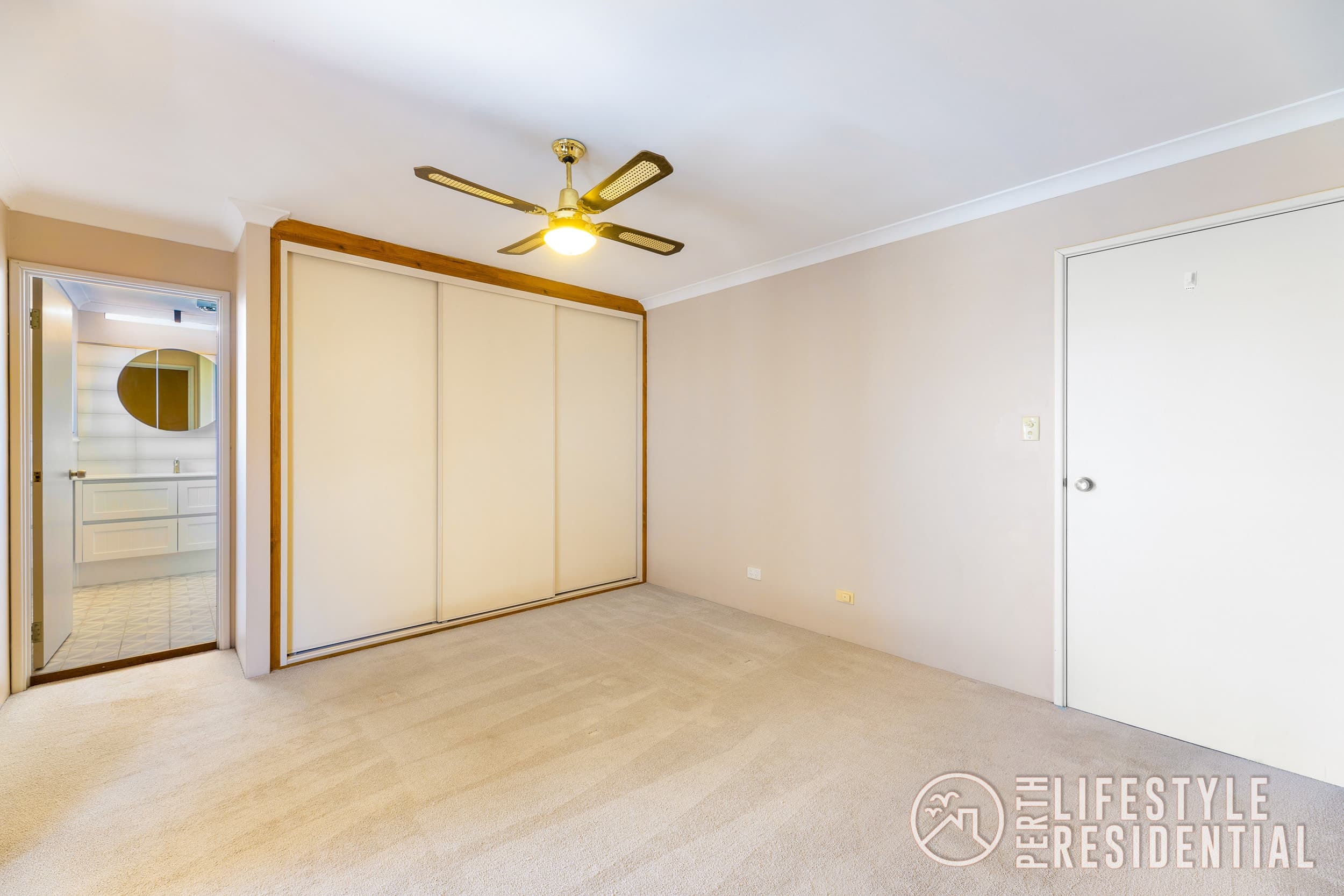 5 Totnes Grove, YANCHEP, WA, 6035, Yanchep - Thumbnail 2