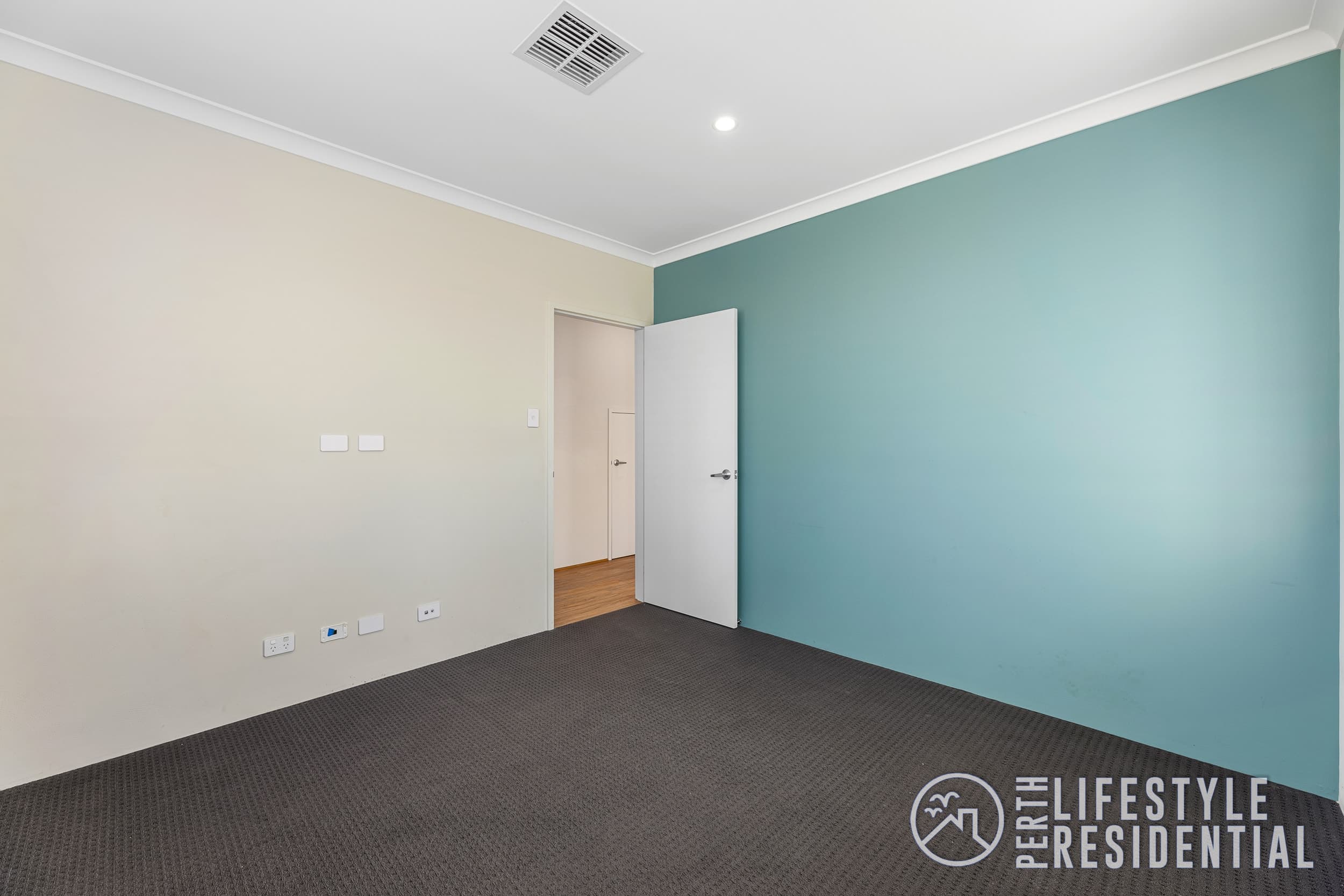 404 Page, Banksia Grove - Image 1