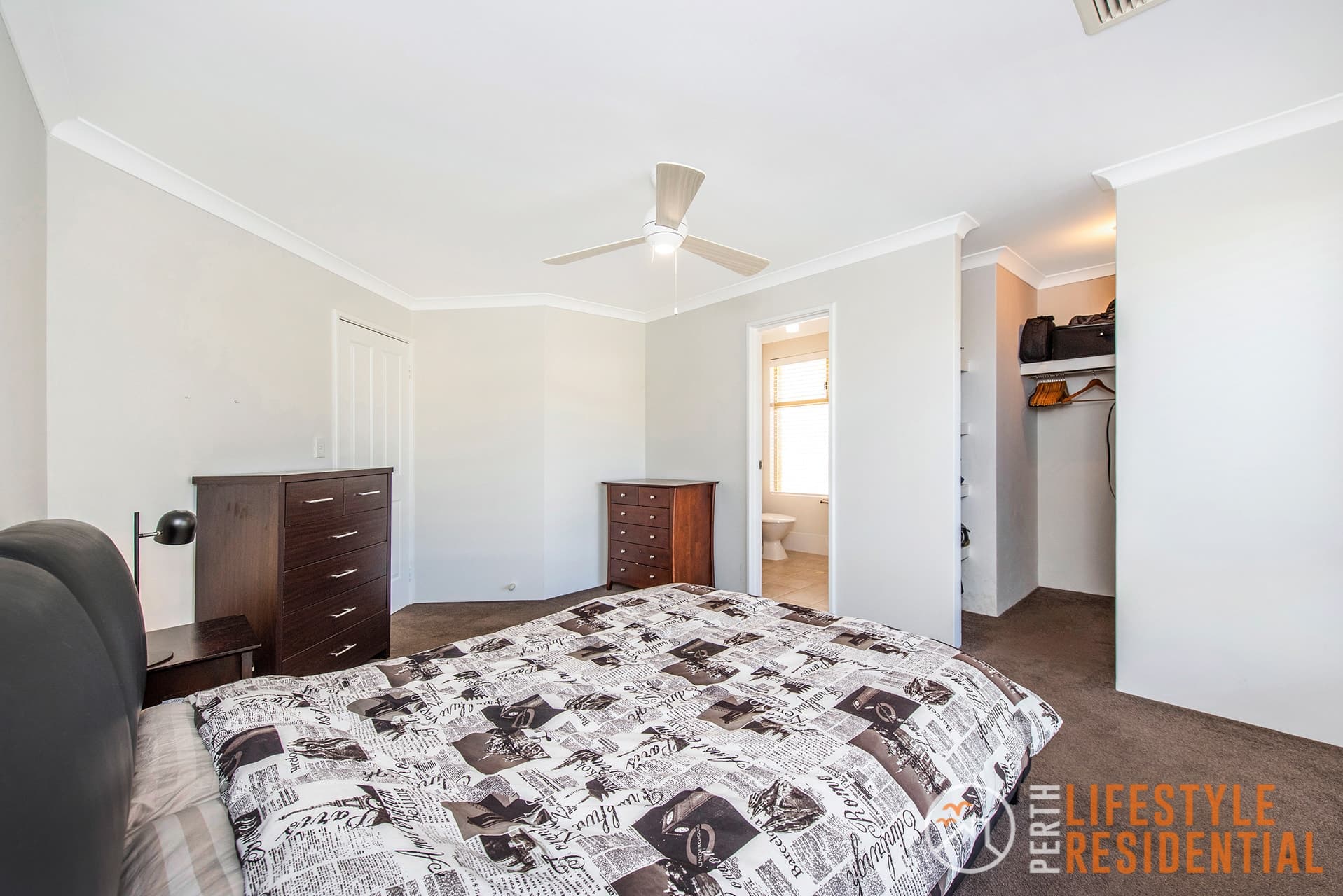 4 St Ives Drive, YANCHEP, WA, 6035, Yanchep - Thumbnail 2