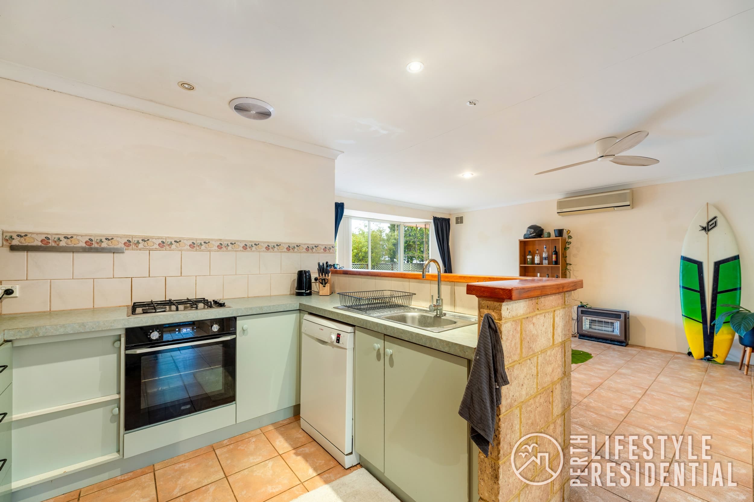 24 Sunningdale Road, YANCHEP, WA, 6035, Yanchep - Thumbnail 2
