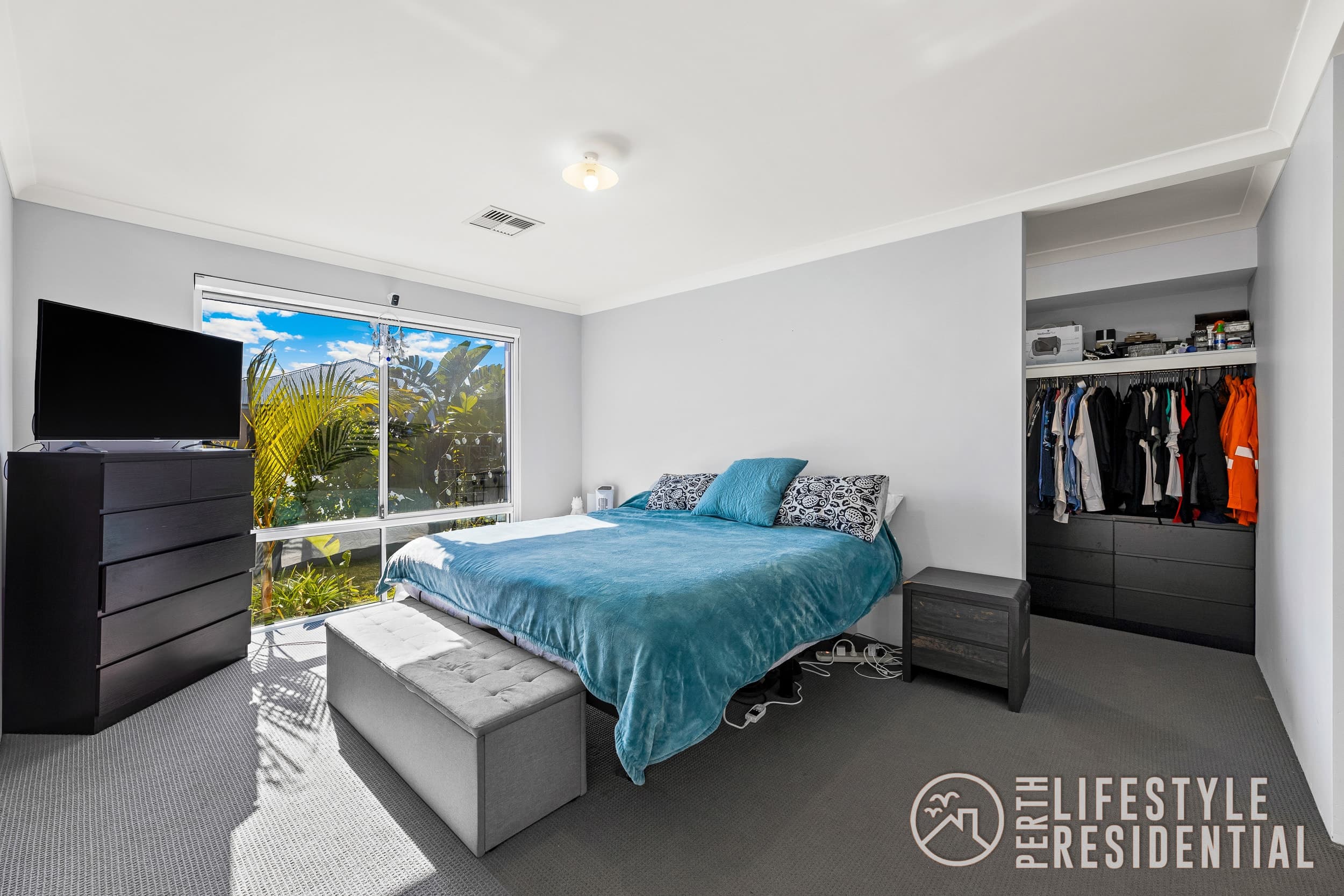 18 Trevally Avenue, TWO ROCKS, WA, 6037, Two Rocks - Thumbnail 2