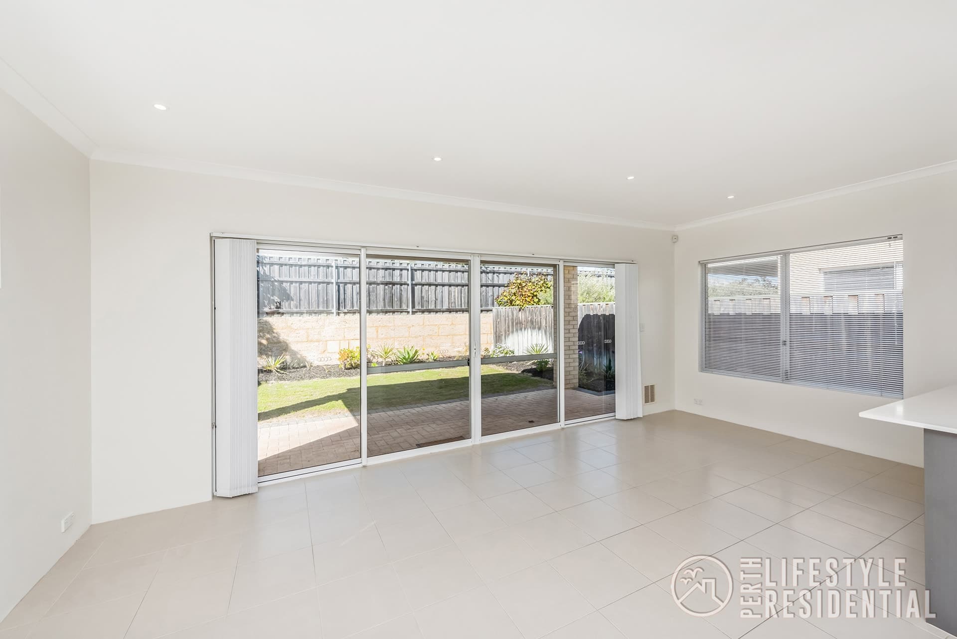 6 Everlasting Road, YANCHEP, WA, 6035, Yanchep - Thumbnail 2