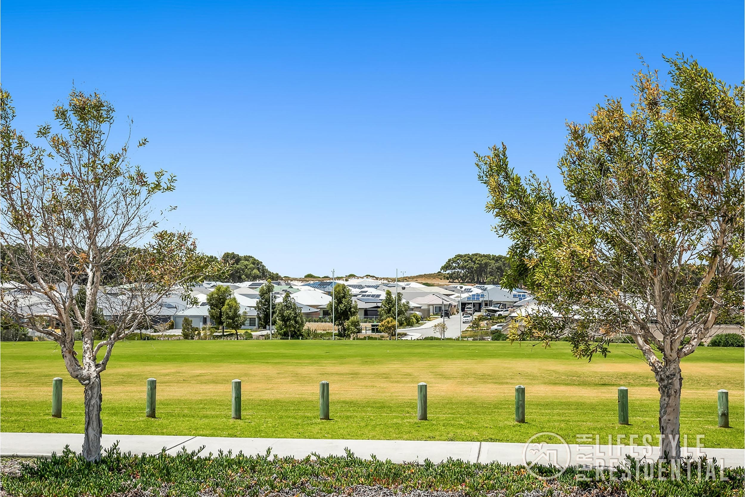 44 Fortescue Boulevard, TWO ROCKS, WA, 6037, Two Rocks - Thumbnail 2