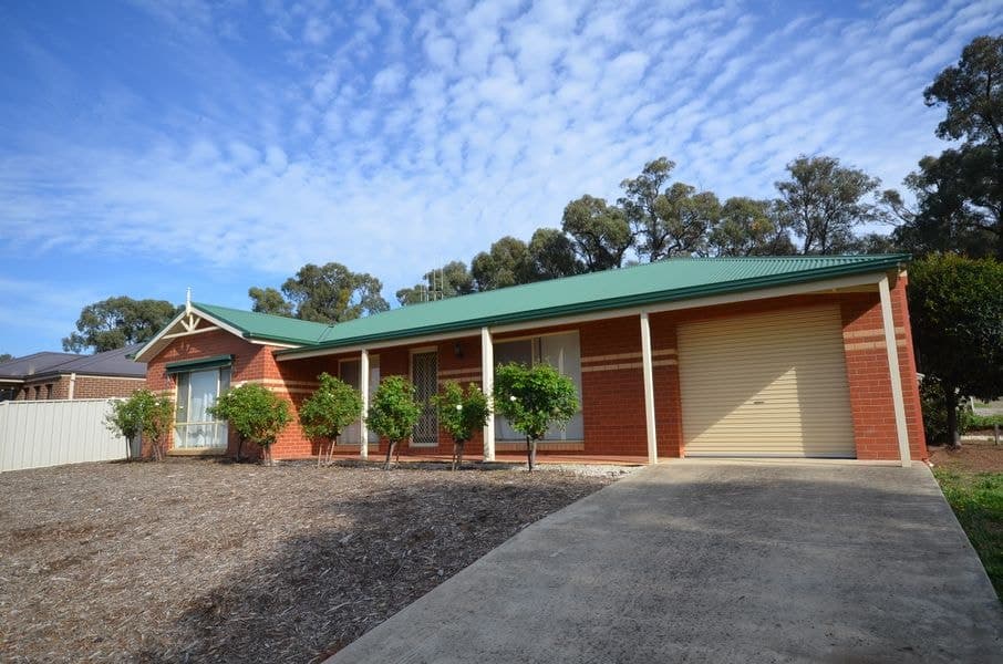 2 The Heath, Eaglehawk VIC 3556, Eaglehawk - Image 1