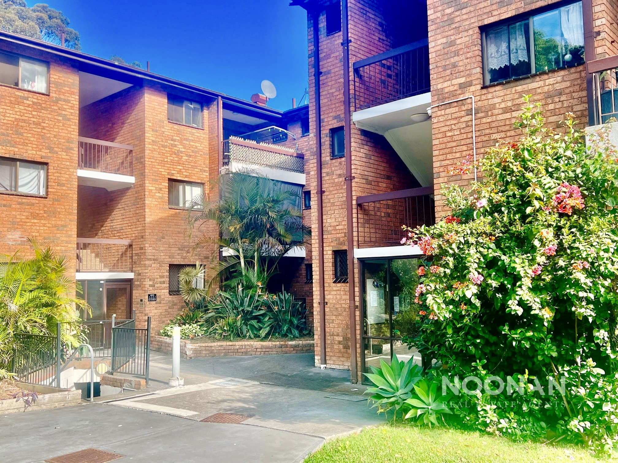 7/20 Myrtle Rd, Bankstown - Image 1