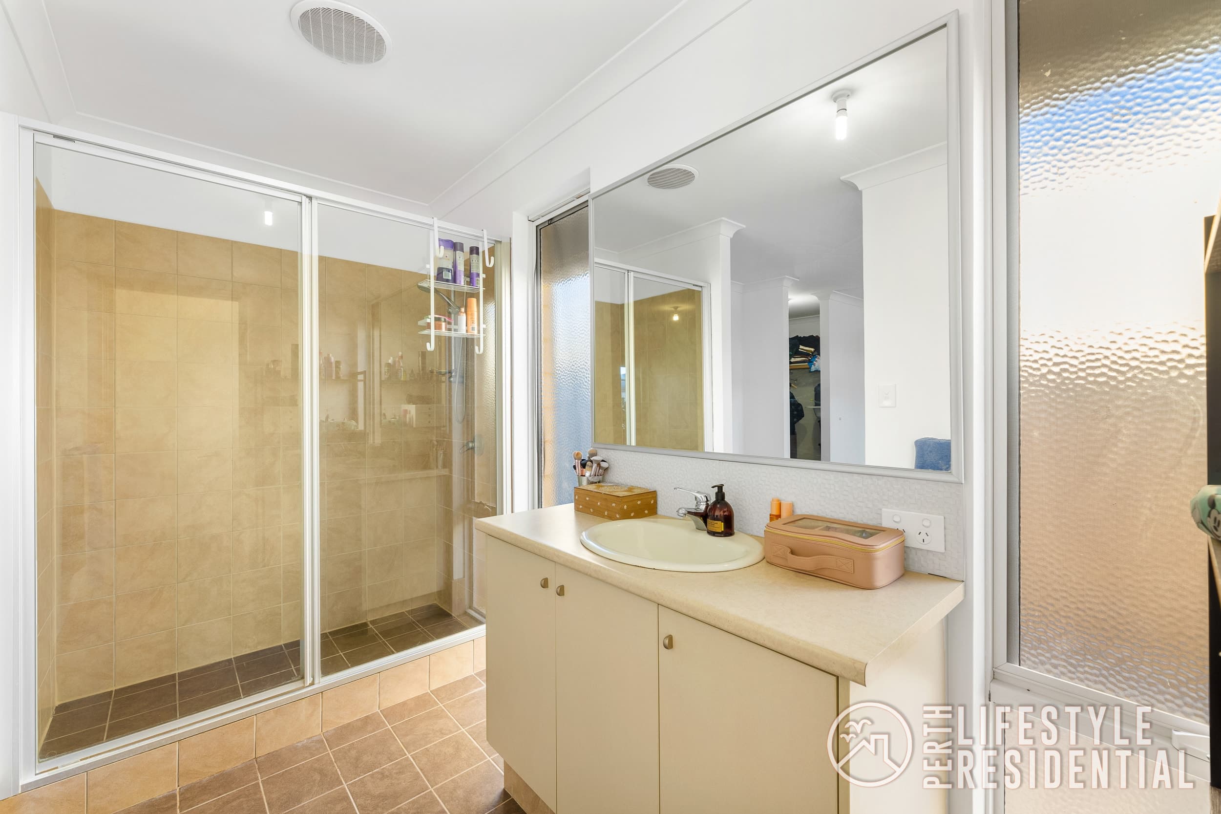 28 Kardan Drive, YANCHEP, WA, 6035, Yanchep - Image 1