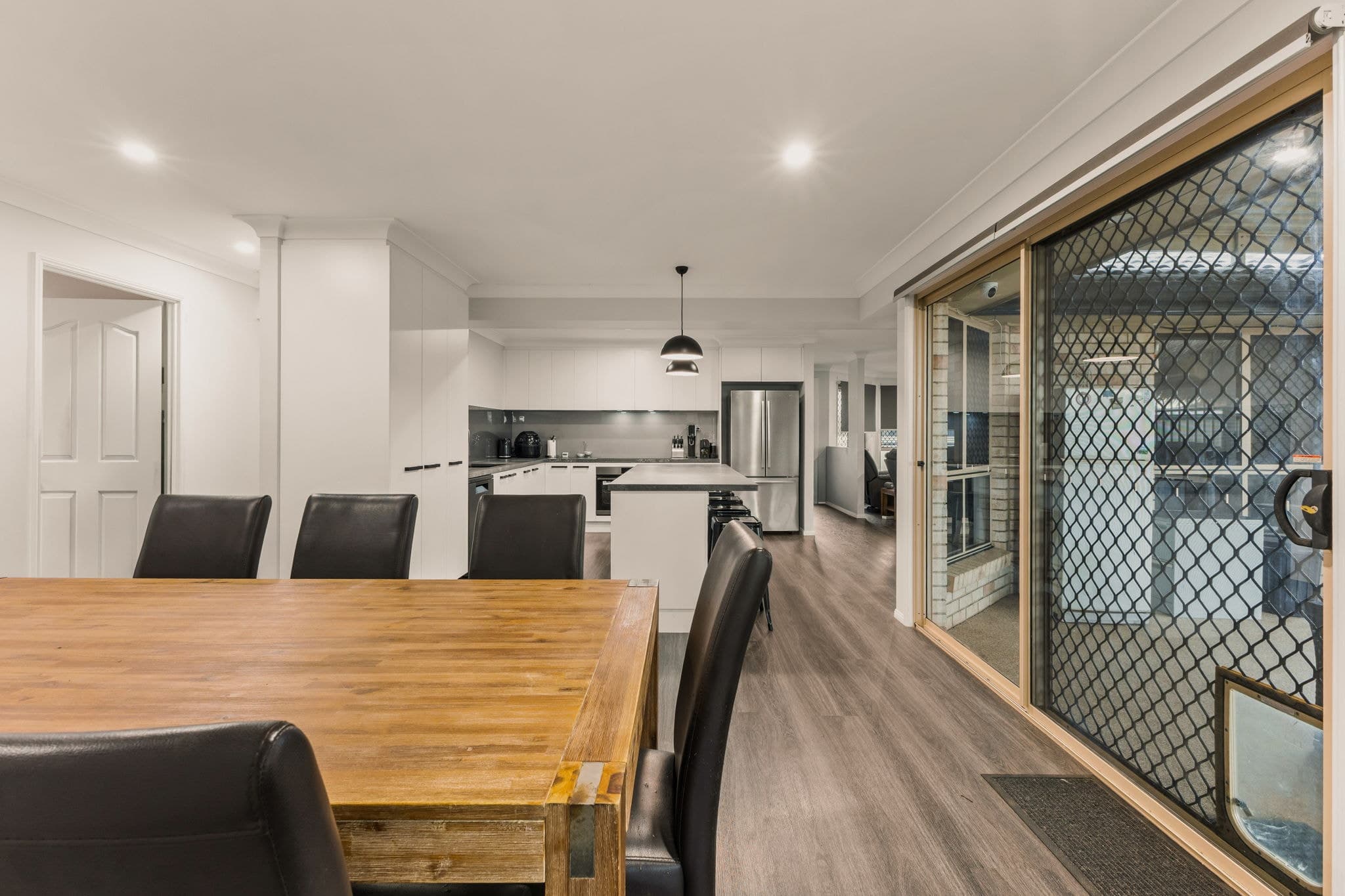 22 Ryedale Street, Heritage Park - Thumbnail 4