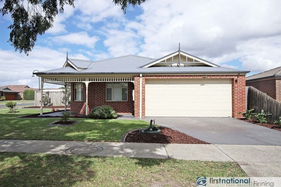 13 Stonehaven Avenue, Cranbourne VIC 3977, Cranbourne - Image 1