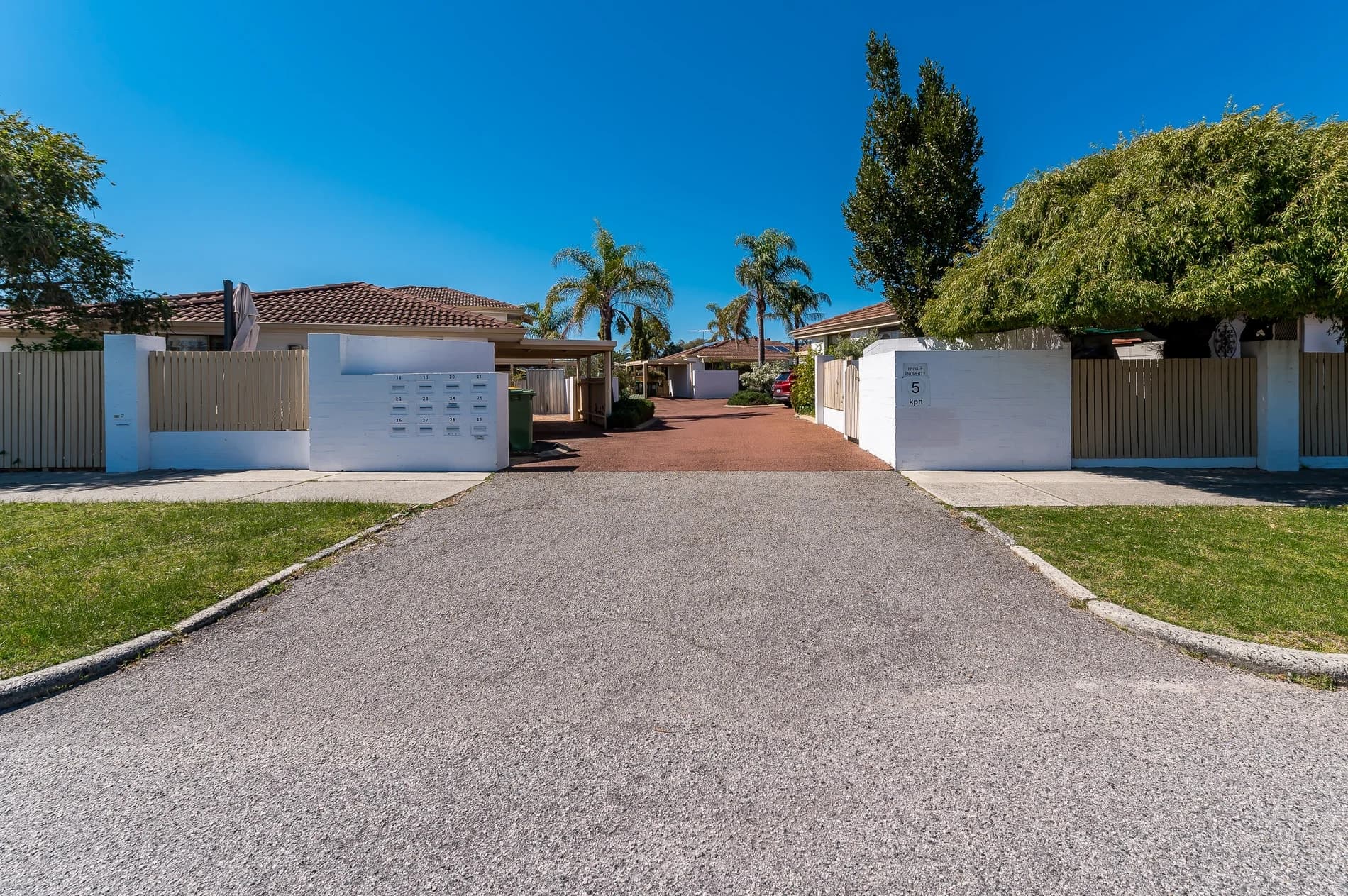 6/27 Falkirk Avenue, MAYLANDS WA 6051, Embleton - Thumbnail 2