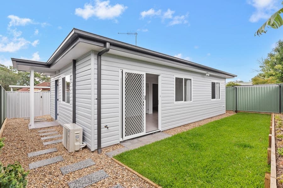 1/6 Ellen St, Panania NSW 2213, Panania - Image 1