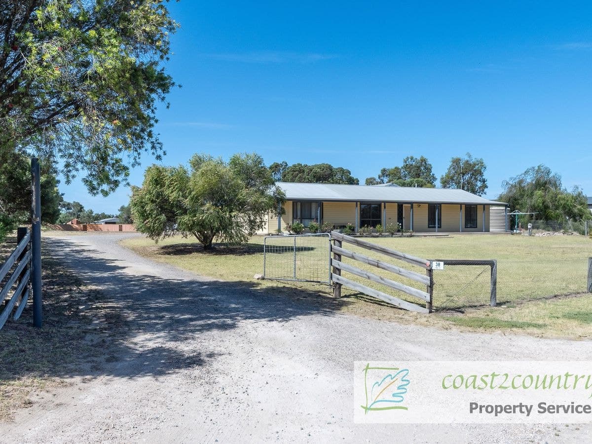 38 Yumali Road, Meningie, SA, 5264, Australia, Meningie - Thumbnail 4