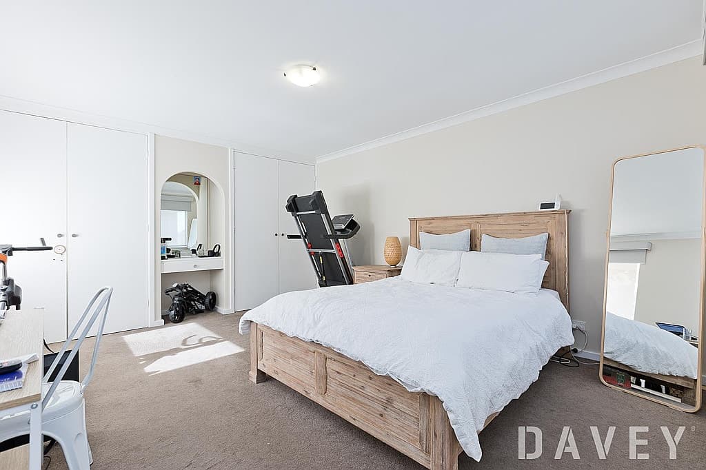 9 Timidon Place, Duncraig - Thumbnail 7
