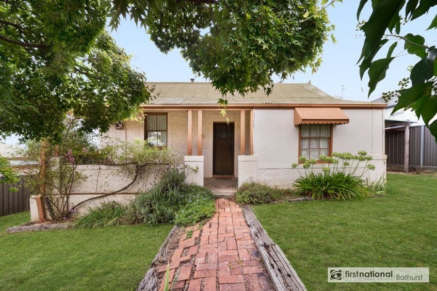 6 Hill Street, West Bathurst NSW 2795, West Bathurst - Image 1