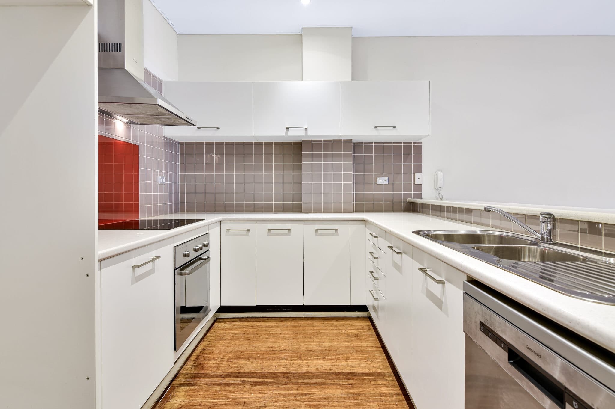 16/189 Phillip Street, Waterloo, Waterloo - Thumbnail 4
