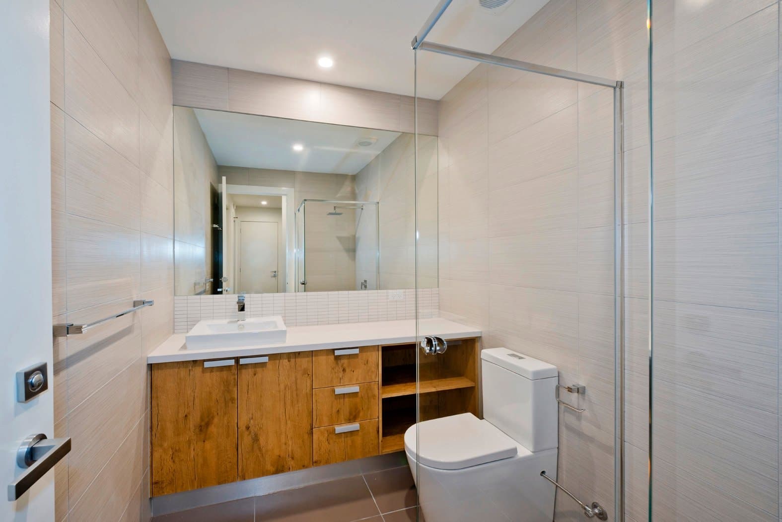 2/9 Hayes Street, Northcote - Thumbnail 5