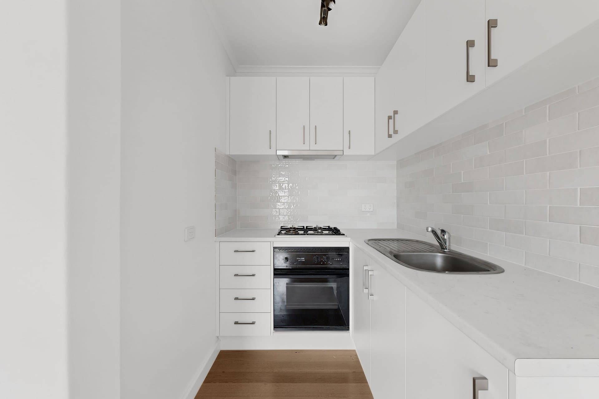 8/34 Lillimur Road, Ormond - Thumbnail 3