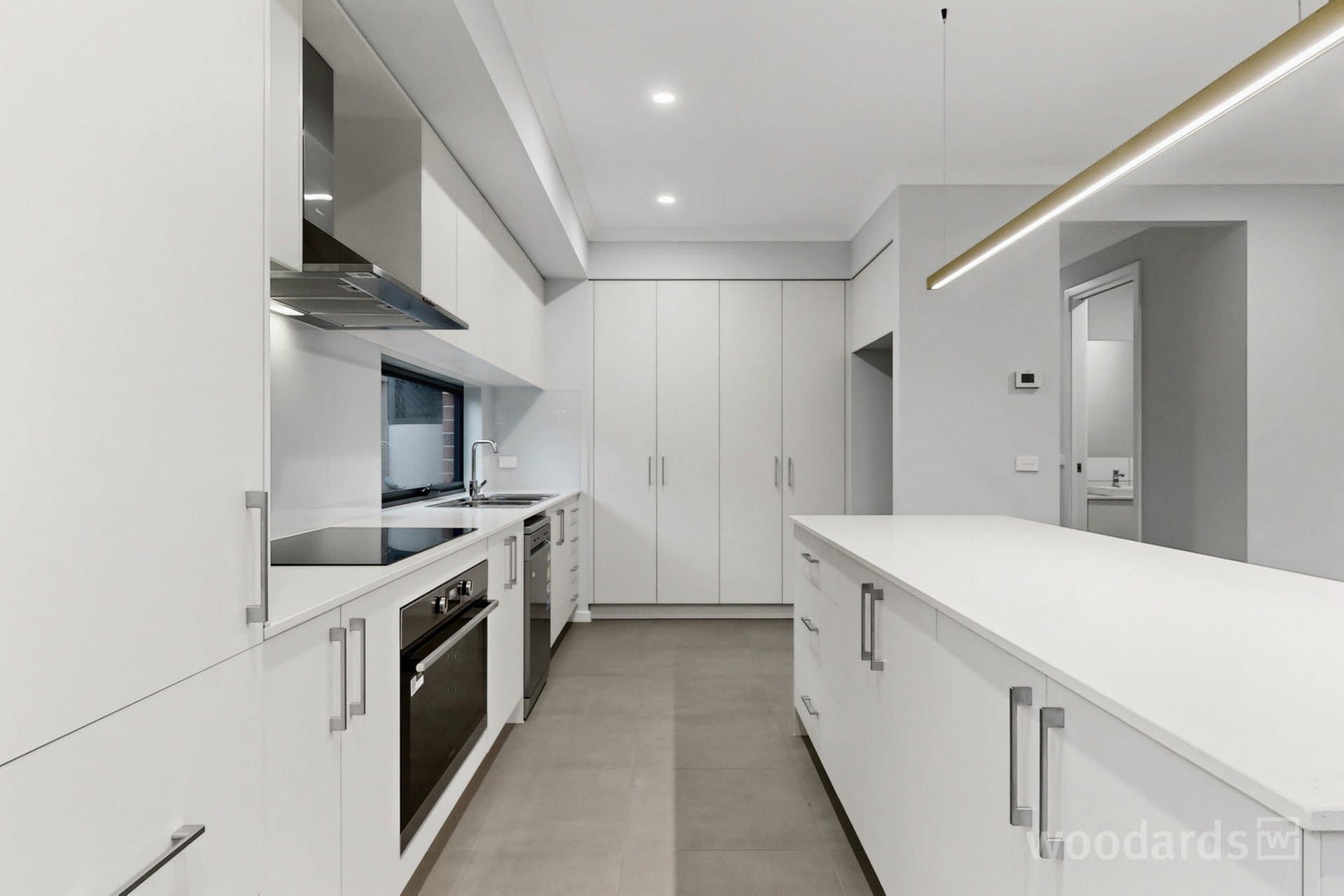 27 Gilbertson St, Essendon - Thumbnail 3