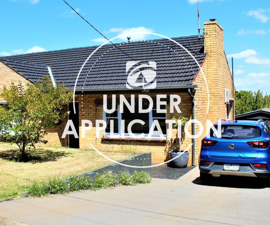 13 Railway Avenue, Drouin VIC 3818, Drouin - Image 1