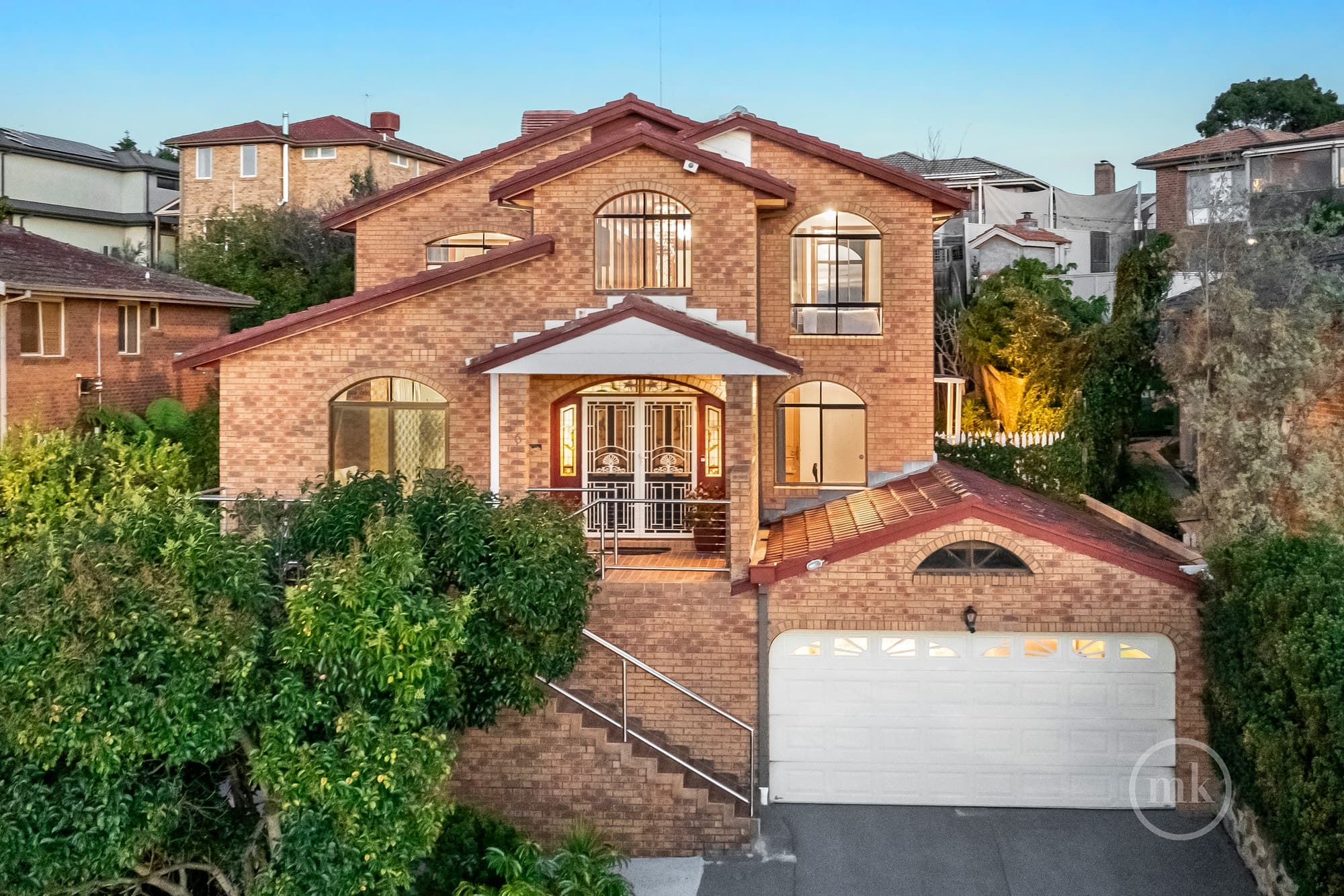 36 Brentwick Drive, Greensborough, Greensborough - Thumbnail 2