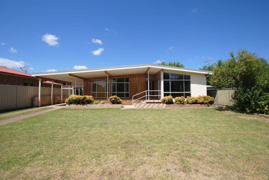11 Cedar Avenue, Mudgee NSW 2850, Mudgee - Image 1
