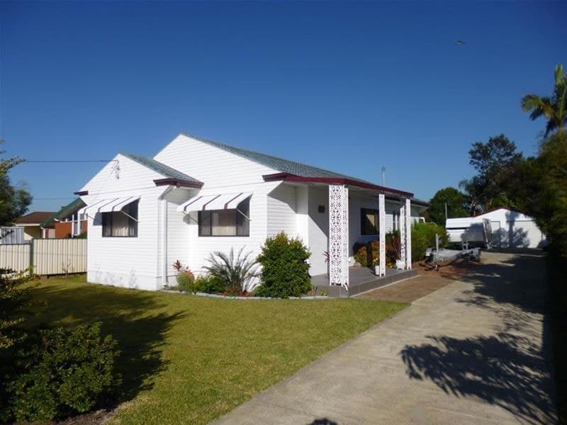 19 Laurel Avenue, Edgeworth NSW 2285, Edgeworth - Image 1