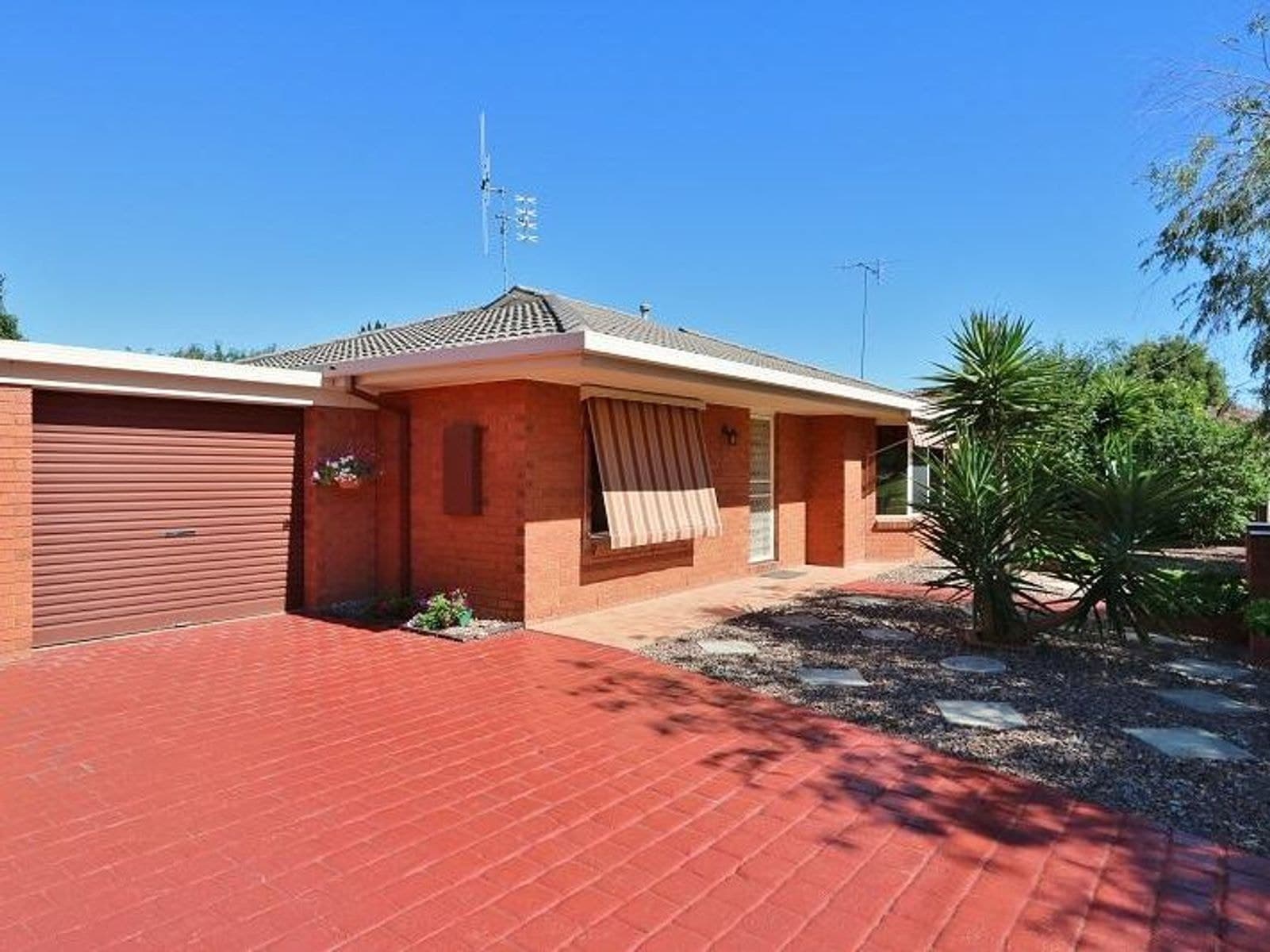 24 Waratah Street, Kyabram VIC 3620, Kyabram - Thumbnail 2