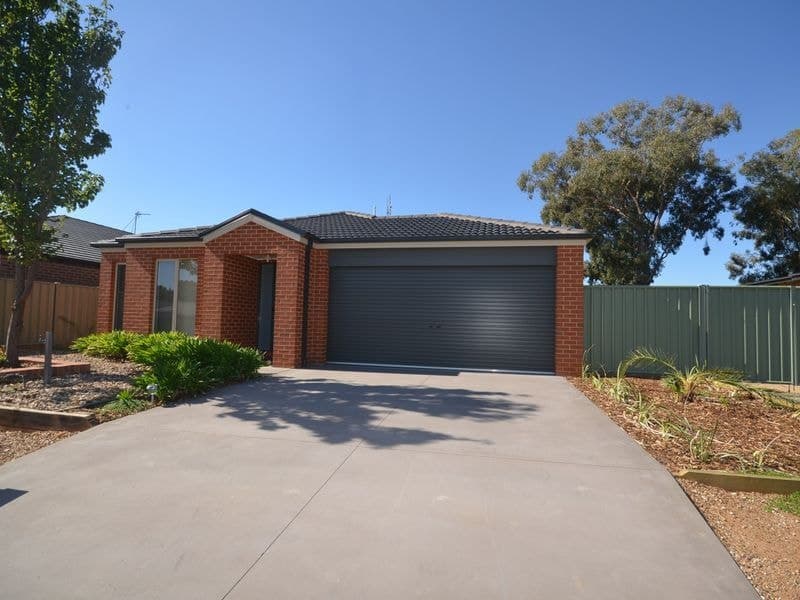 9 Parklands Way, Maiden Gully VIC 3551, Maiden Gully - Image 1