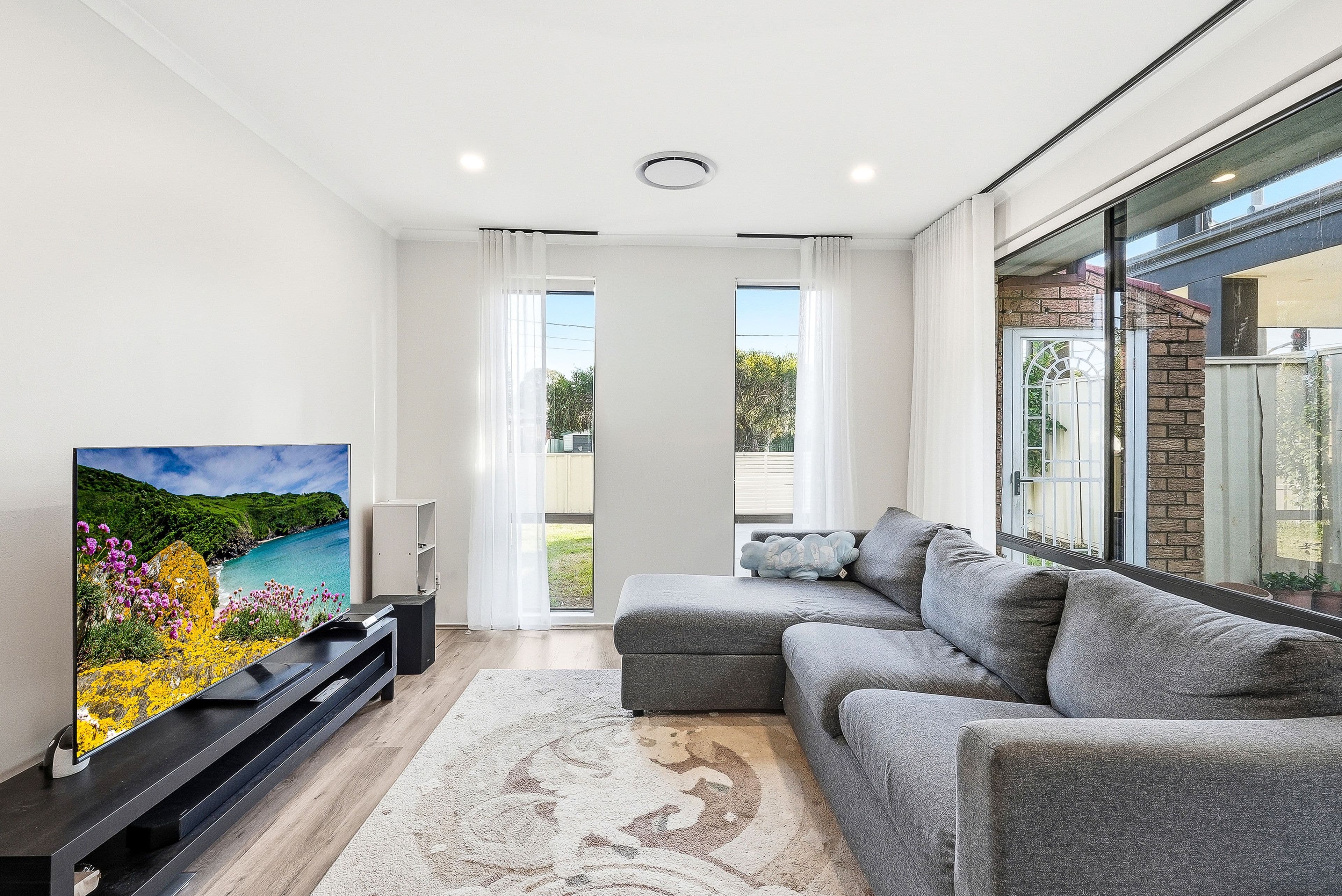 127 Davis Road, Marayong NSW 2148, Marayong - Thumbnail 5