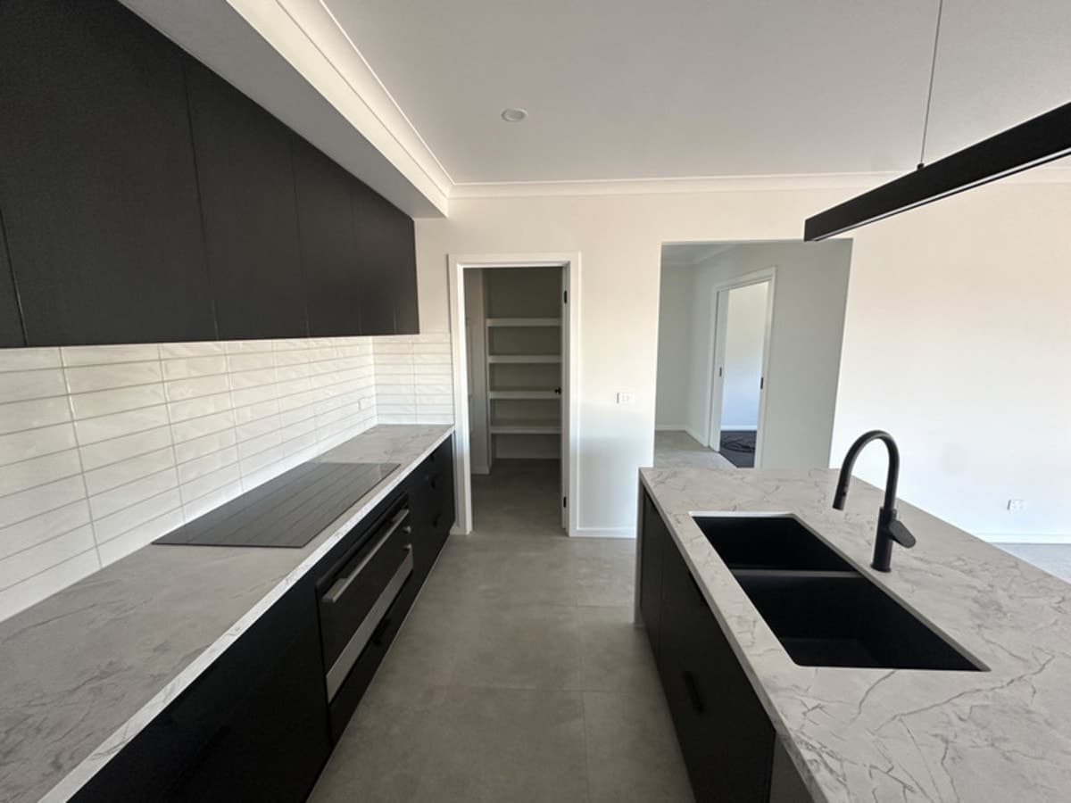 46 Santa Rosa Boulevard,, Shepparton VIC 3630, Shepparton - Thumbnail 2
