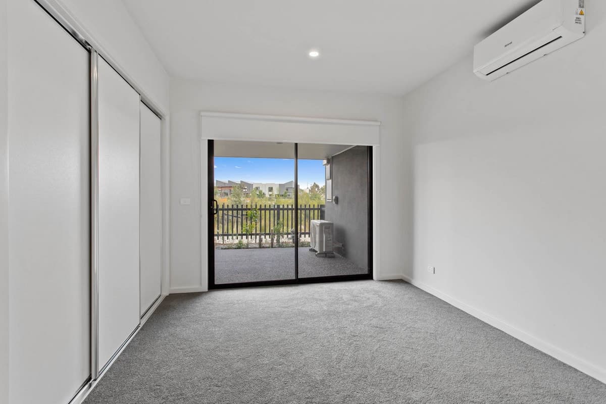 6 Yukon Avenue, Cranbourne West VIC 3977, Cranbourne West - Thumbnail 8
