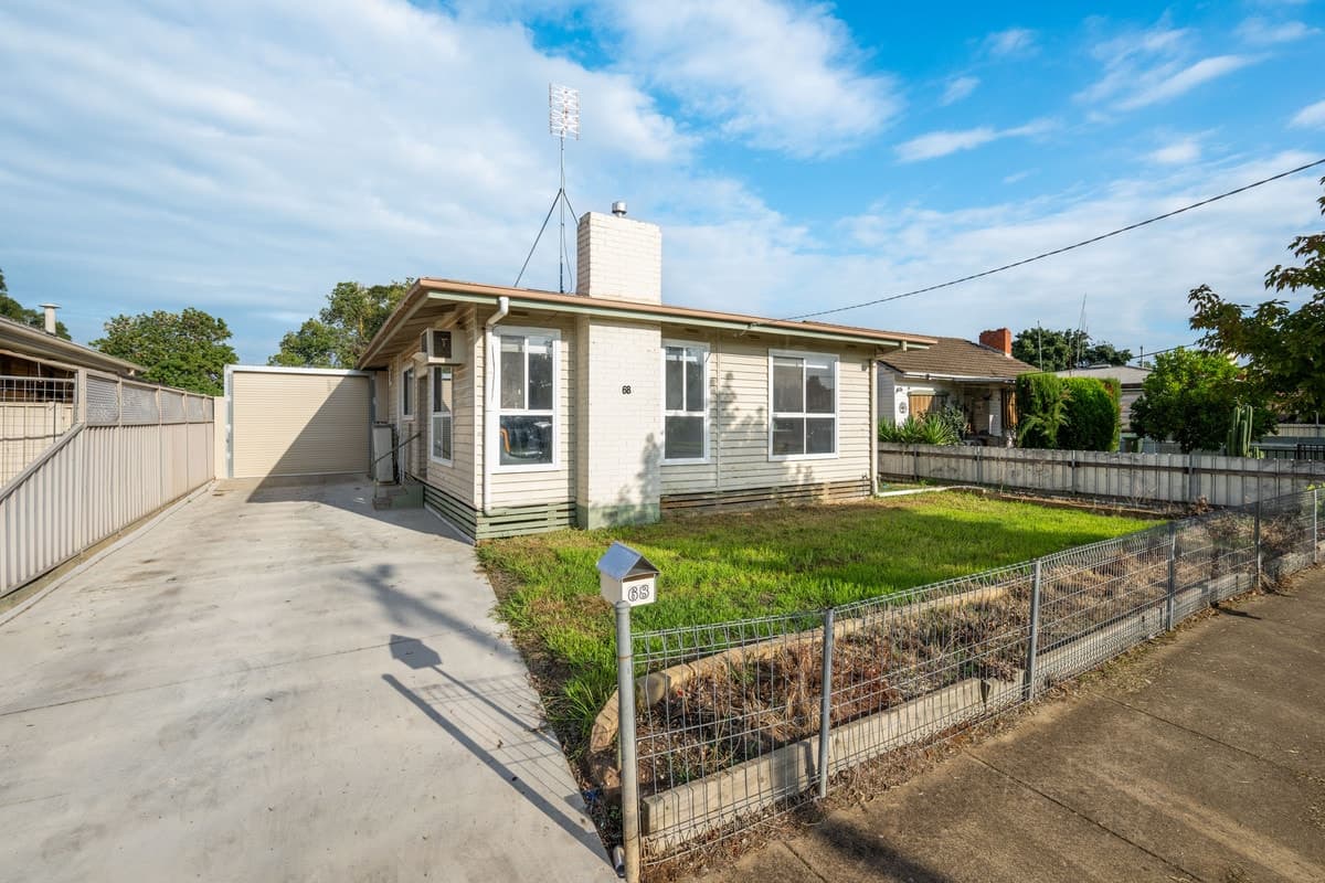 68 Malcolm Crescent, SHEPPARTON VIC 3630, Shepparton - Image 1