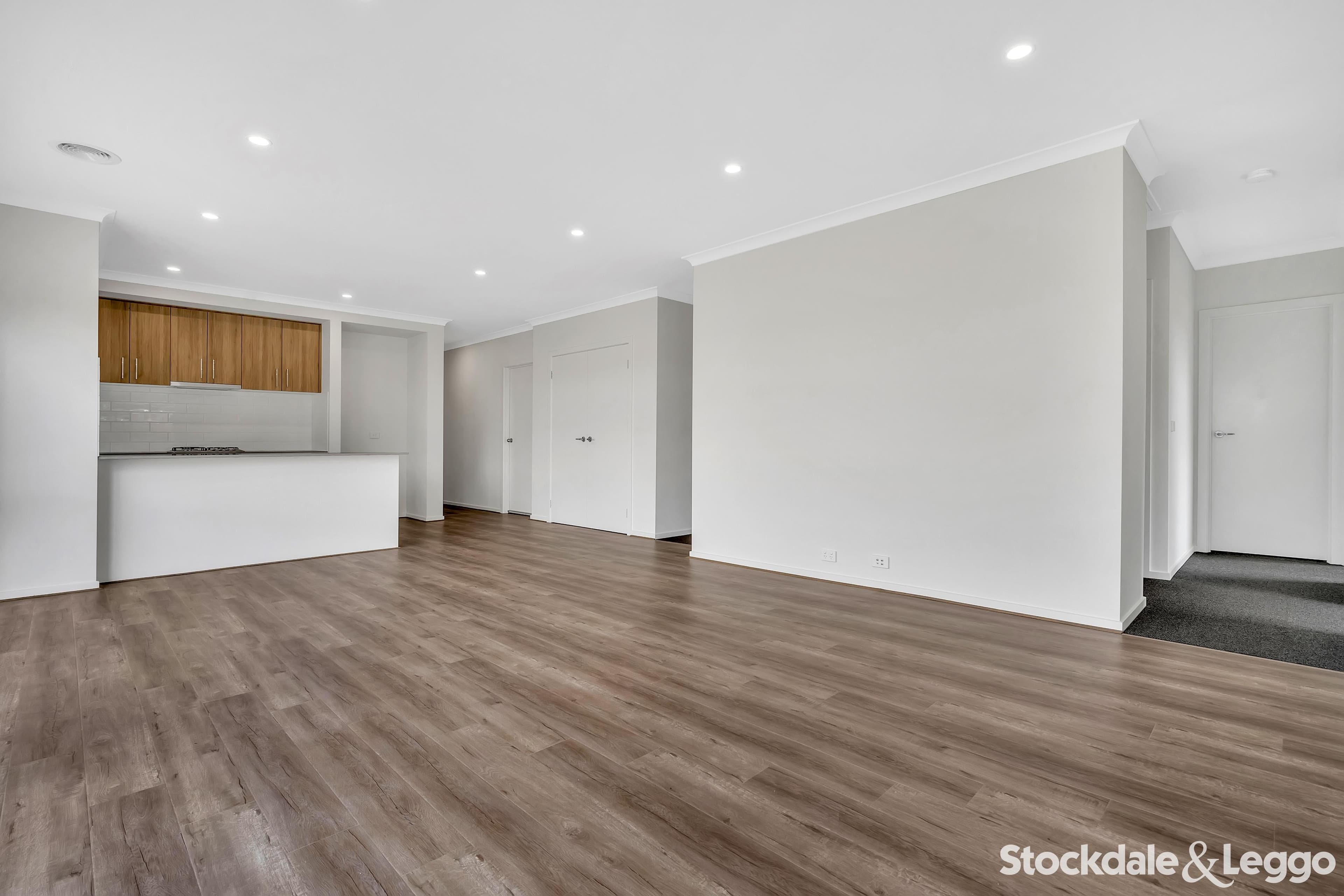 22 Sirianni Boulevard, Fraser Rise VIC, Fraser Rise - Thumbnail 4