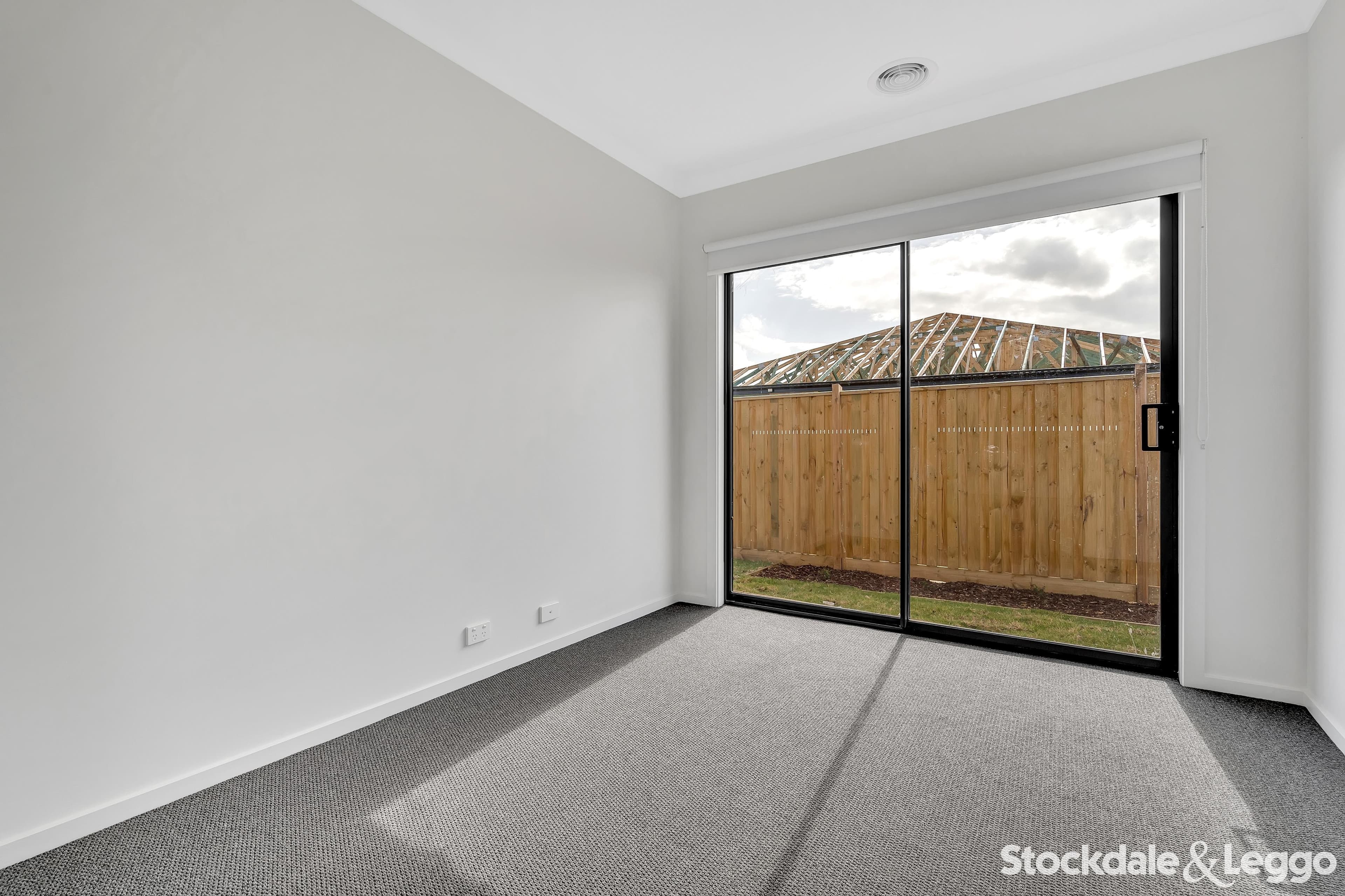 22 Sirianni Boulevard, Fraser Rise VIC, Fraser Rise - Thumbnail 5