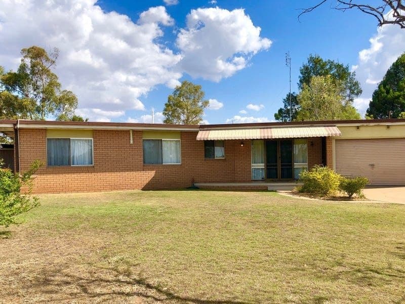 8 Park Street, Chinchilla QLD 4413, Chinchilla - Image 1
