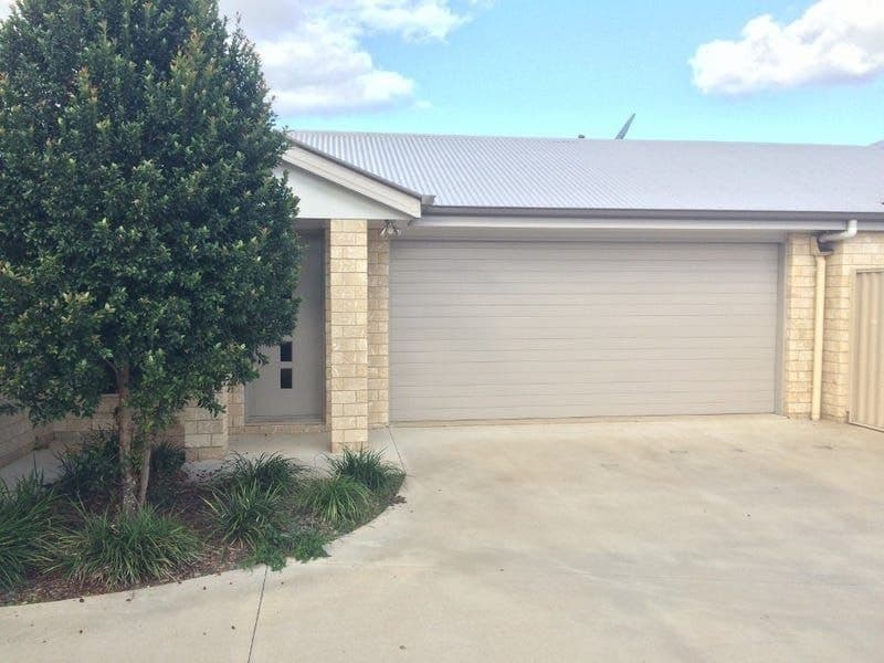 2/45 Pilkington Street, Chinchilla QLD 4413, Chinchilla - Image 1