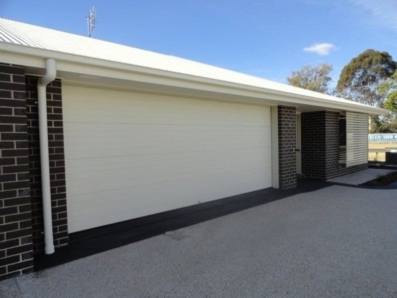 1/104-106 Windmill Road, Chinchilla QLD 4413, Chinchilla - Image 1