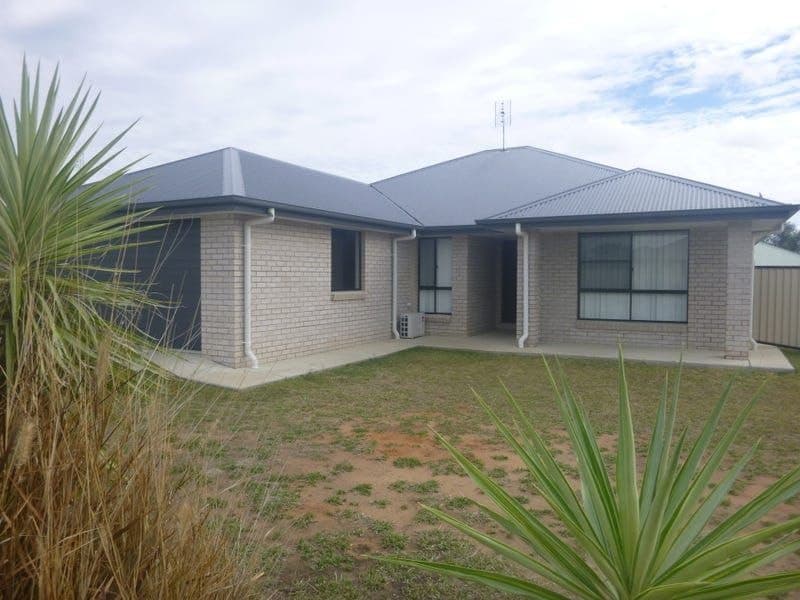 7 McKenzie, Chinchilla QLD 4413, Chinchilla - Image 1