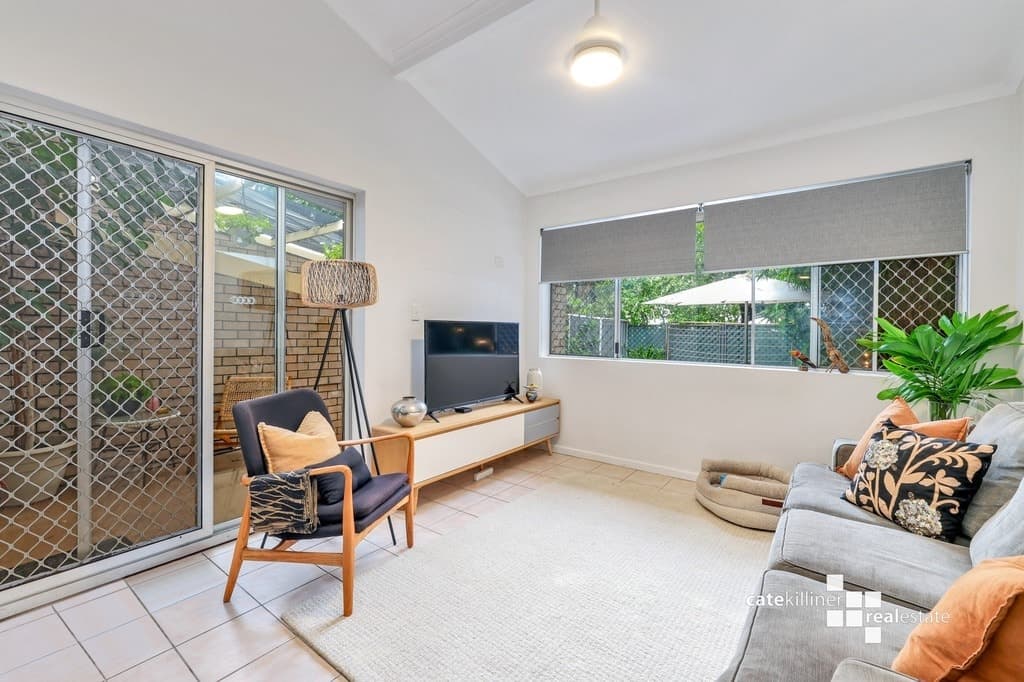 2/129 Old McMillans Road,  - Thumbnail 2