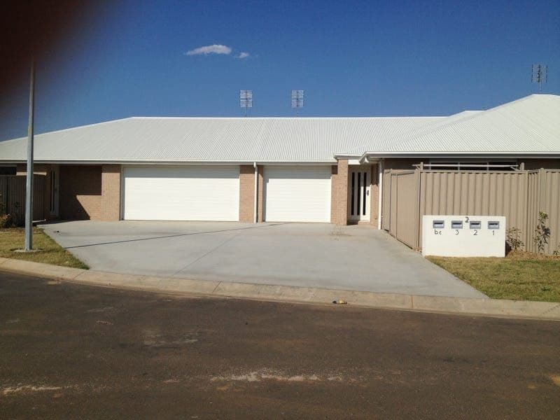 3/2 Moore Court, Chinchilla QLD 4413, Chinchilla - Image 1
