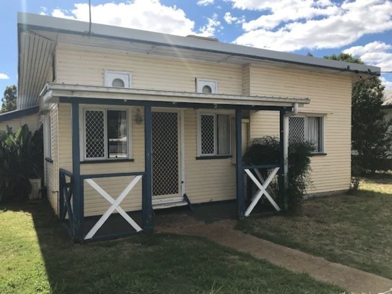 8 Mackie Street, Chinchilla QLD 4413, Chinchilla - Image 1